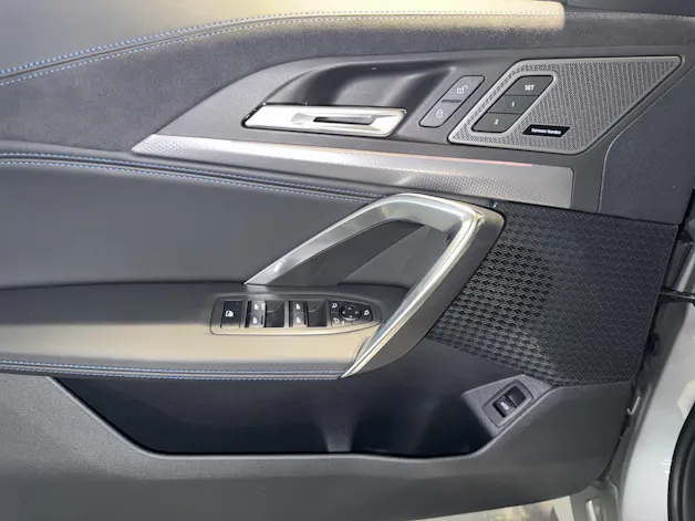 BMW X1 20d xDrive paddles