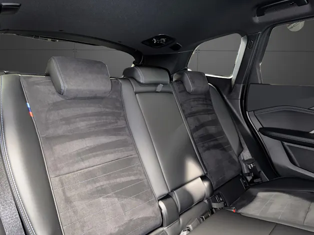 BMW X1 20d xDrive paddles
