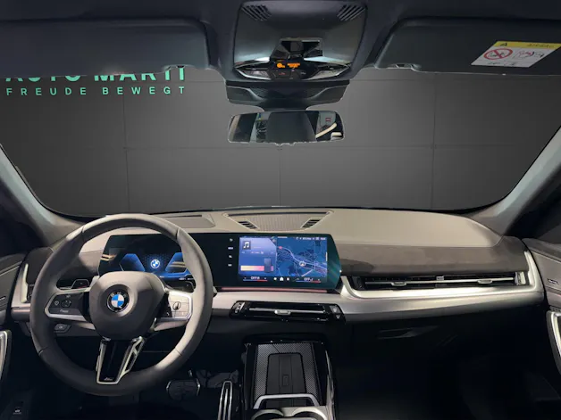 BMW X1 20d xDrive paddles