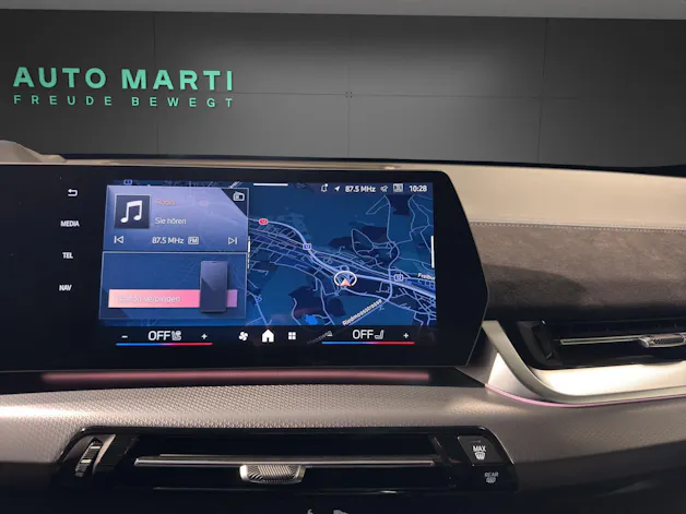 BMW X1 20d xDrive paddles