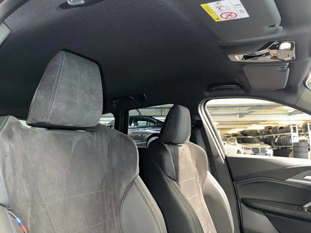 BMW X1 20d xDrive paddles