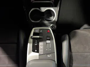 BMW X1 20d xDrive paddles