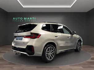 BMW X1 20d xDrive paddles