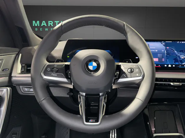 BMW X1 20d xDrive paddles