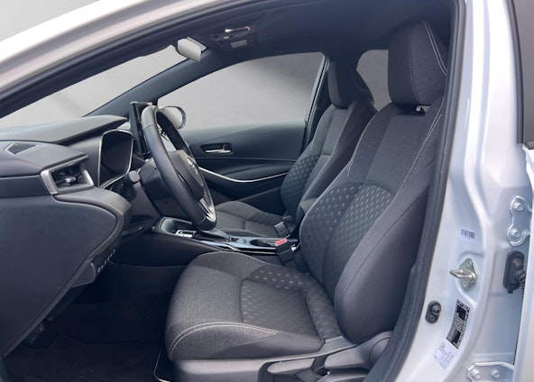 Vehicle image 8 Vehicle image 8