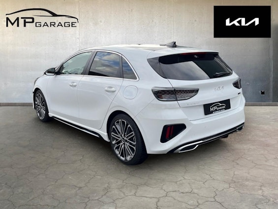 image du véhicule 16 image du véhicule 16