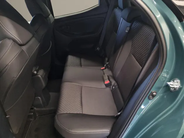 Toyota Yaris 1.5 VVT-i HSD Premium