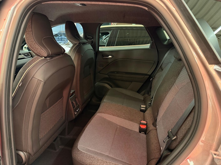 Vehicle image MITSUBISHI ASX