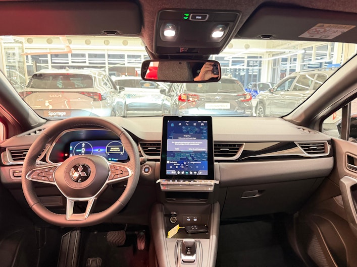 Vehicle image MITSUBISHI ASX