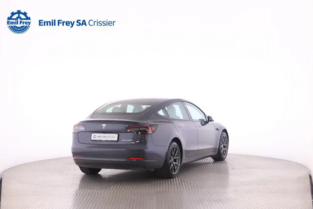 Tesla Model 3 Long Range D