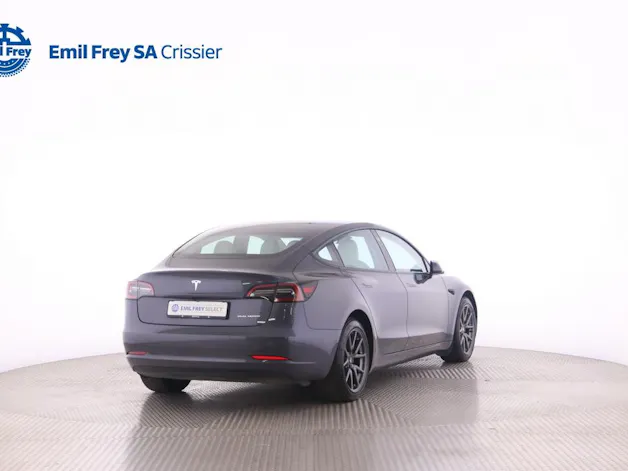 Tesla Model 3 Long Range D