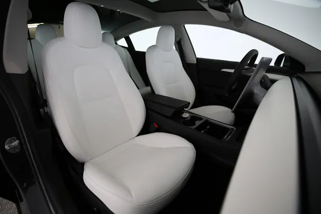 Tesla Model 3 Long Range D