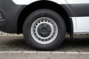 Mercedes-Benz Sprinter 319 CDI Pritsche PRO Standard