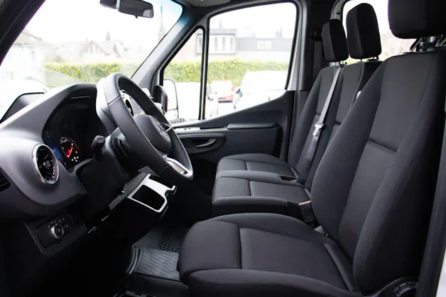 Mercedes-Benz Sprinter 319 CDI Pritsche PRO Standard