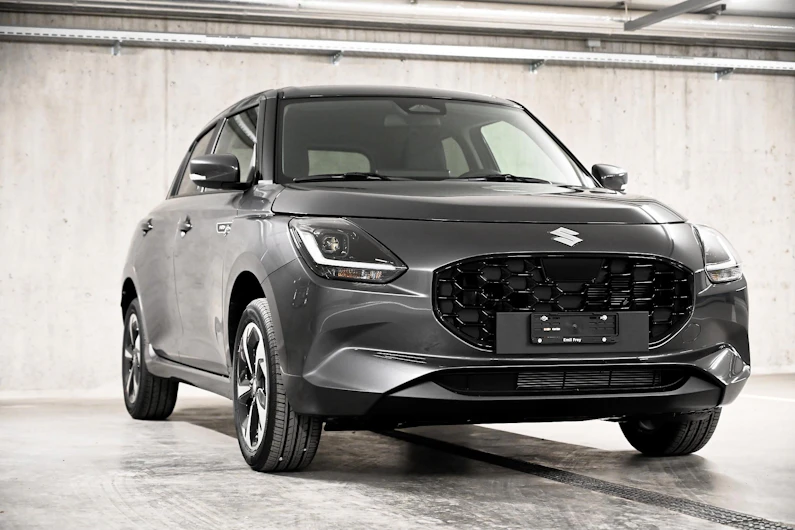 Fahrzeugbild SUZUKI SWIFT