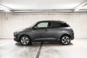 Fahrzeugbild SUZUKI Swift 1.2 Sakura Top Hybrid 4x4