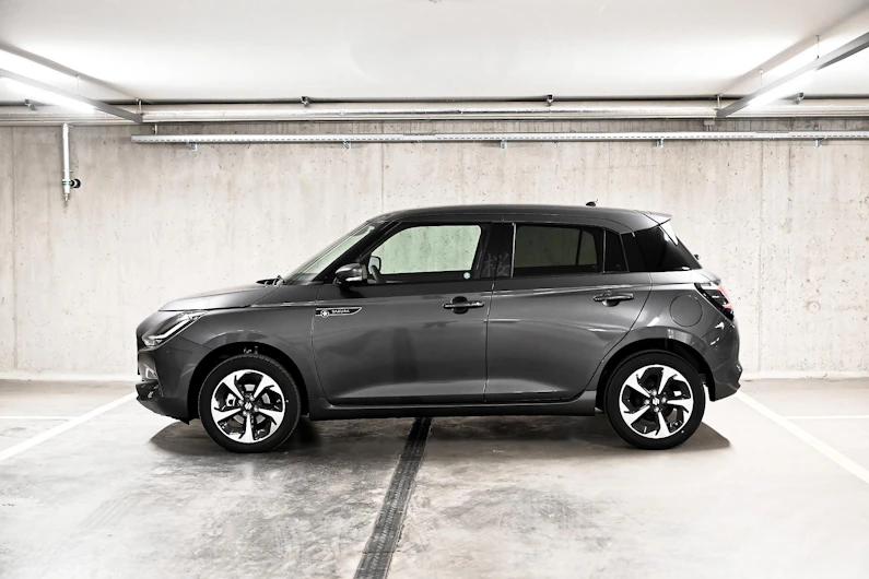 Fahrzeugbild SUZUKI SWIFT