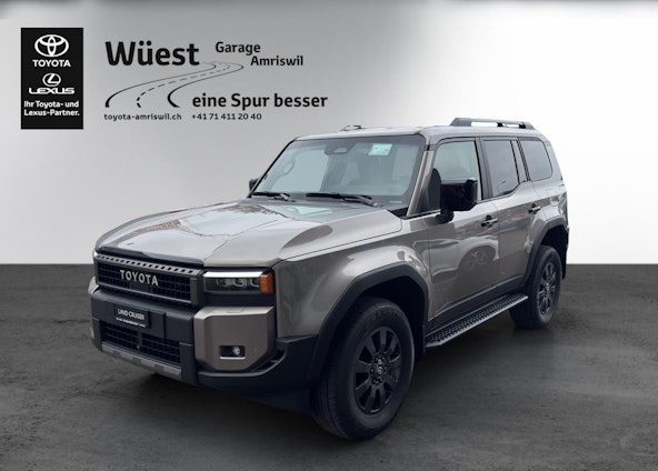 First vehicle image First vehicle image