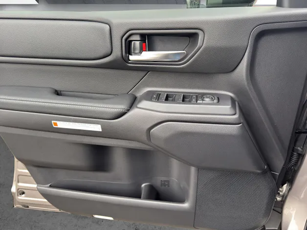 Toyota Land Cruiser 2.8 D 48V Style
