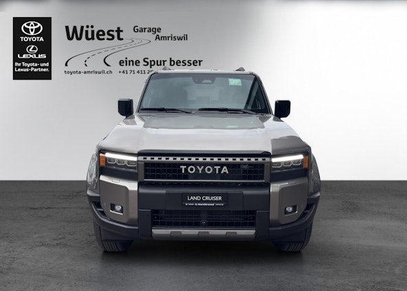 Vehicle image 7 Vehicle image 7