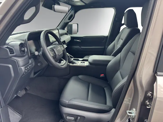 Toyota Land Cruiser 2.8 D 48V Style