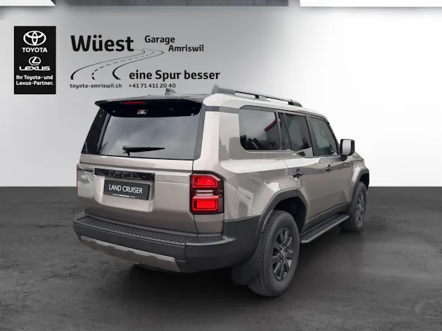 Toyota Land Cruiser 2.8 D 48V Style