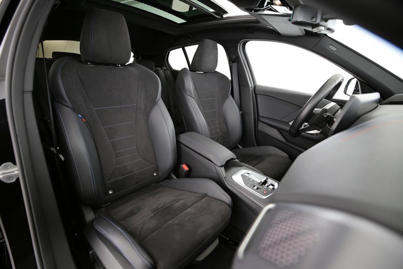 Vehicle image BMW 1 SERIES