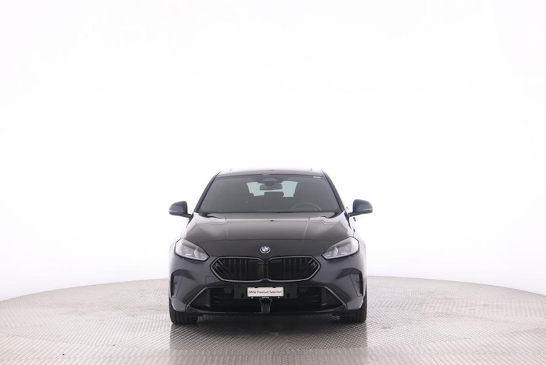 Vehicle image BMW 1 SERIES