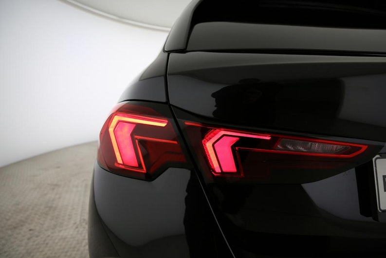 Vehicle image BMW 1 SERIES