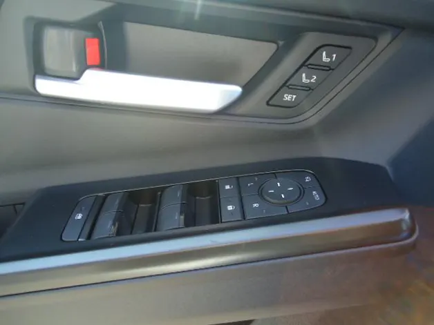 Subaru Solterra eV Luxury AWD