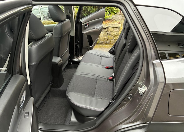 Vehicle image 9 Vehicle image 9