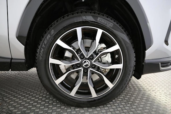 image du véhicule 12 image du véhicule 12