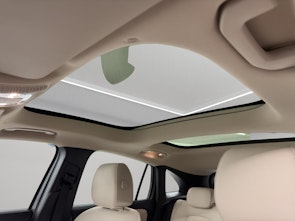 Vehicle image MERCEDES-BENZ EQA 350 4matic