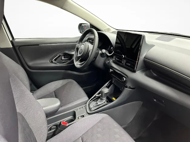 Toyota Yaris 1.5 VVT-i HSD Trend