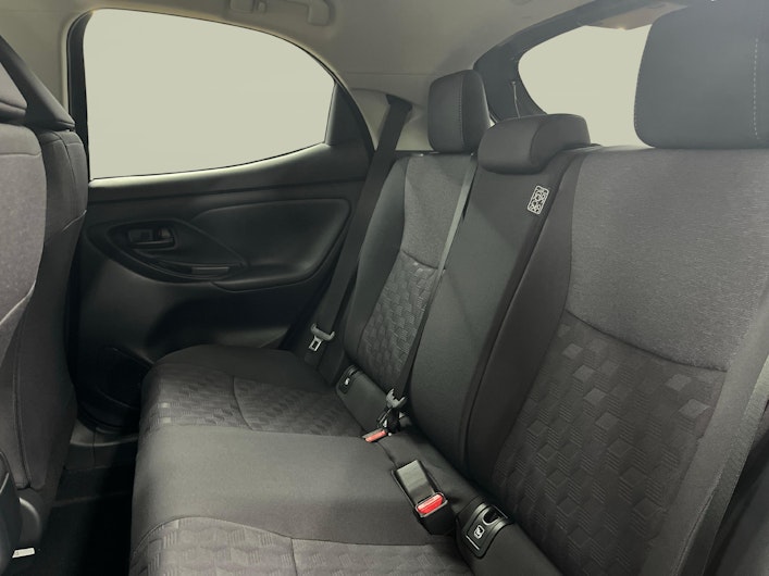 Fahrzeugbild TOYOTA YARIS