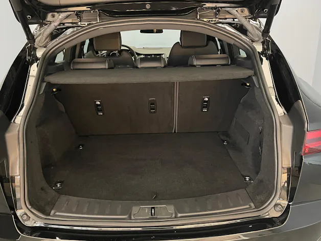 Jaguar E-Pace 2.0 T 200 R-Dynamic AWD
