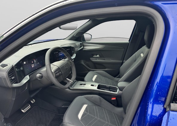 Vehicle image 8 Vehicle image 8