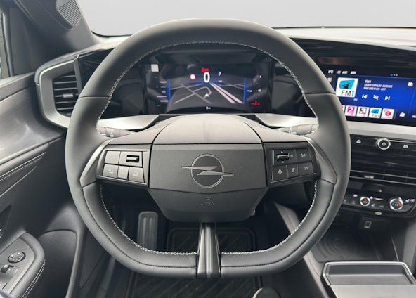 Vehicle image 10 Vehicle image 10