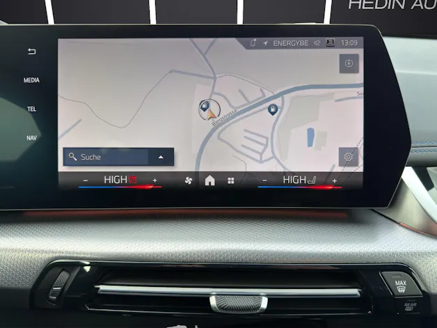 BMW X1 20d xDrive paddles