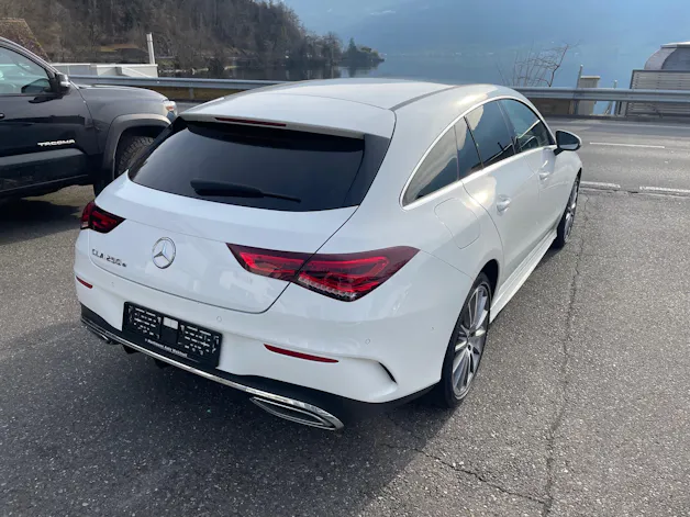 Mercedes-Benz CLA 250 e AMG Line Shooting Brake