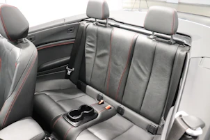 Fahrzeugbild BMW 230i SAG Cabrio