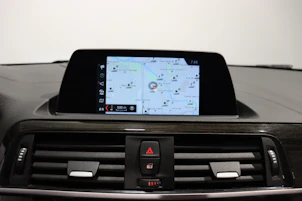 Fahrzeugbild BMW 230i SAG Cabrio