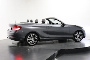 Fahrzeugbild BMW 230i SAG Cabrio