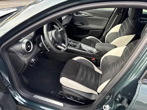 Alfa Romeo Tonale 1.3 Plug-in Hybrid Sport Speciale Launch Q4