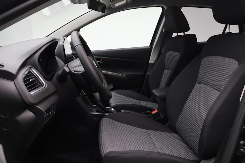 immagine del veicolo SUZUKI S-CROSS