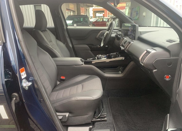 Vehicle image 5 Vehicle image 5