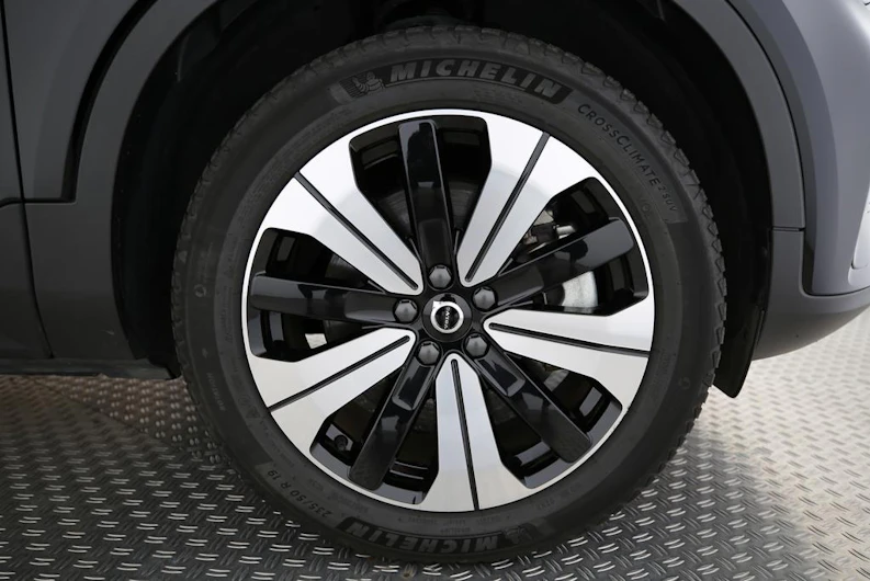 Fahrzeugbild VOLVO C40