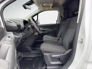 Toyota PROACE CITY Van L1 52KWh Active