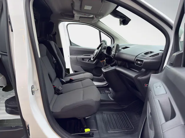 Toyota PROACE CITY Van L1 52KWh Active