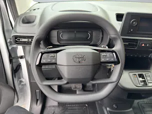 Toyota PROACE CITY Van L1 52KWh Active